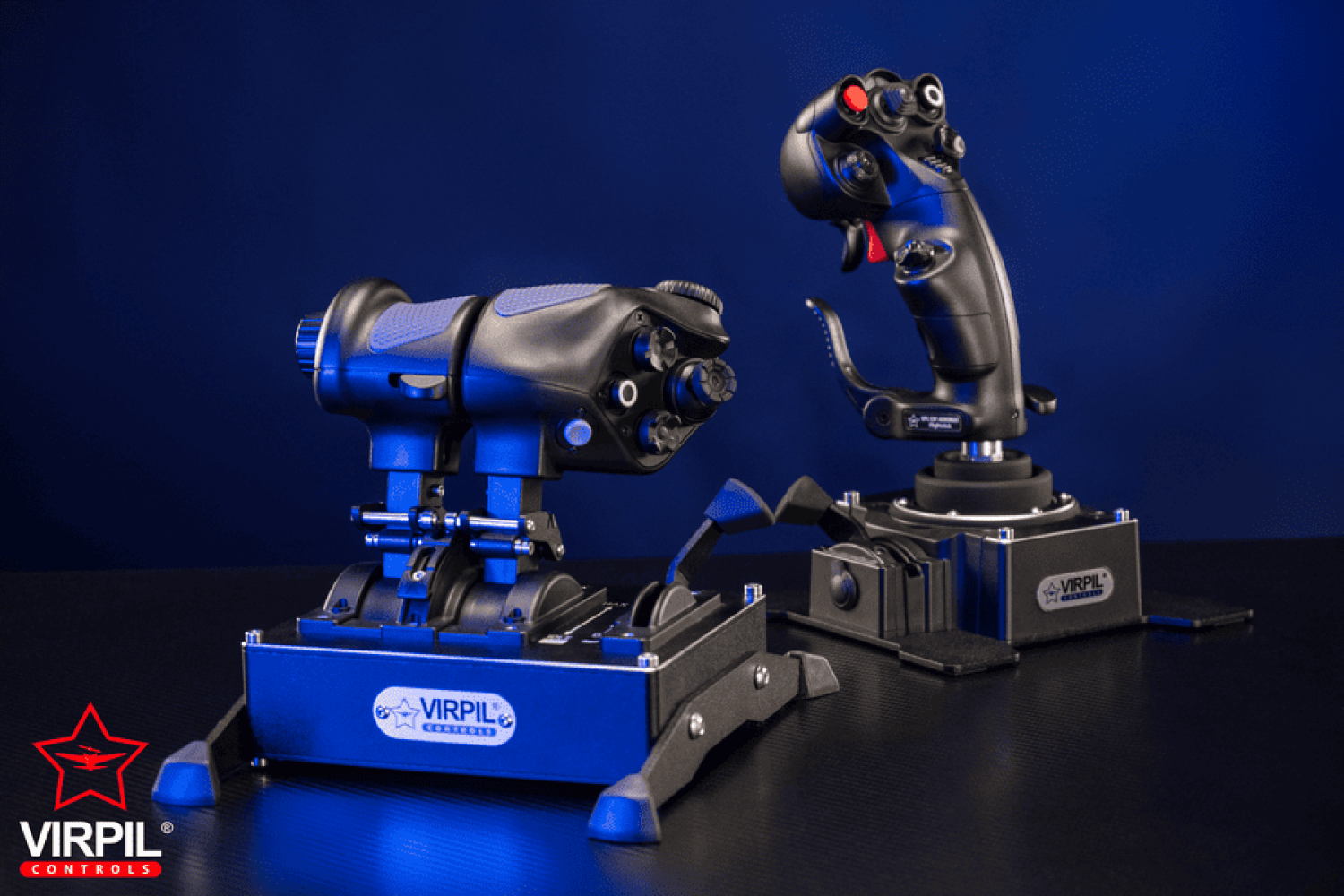 Настольная установка джойстиков